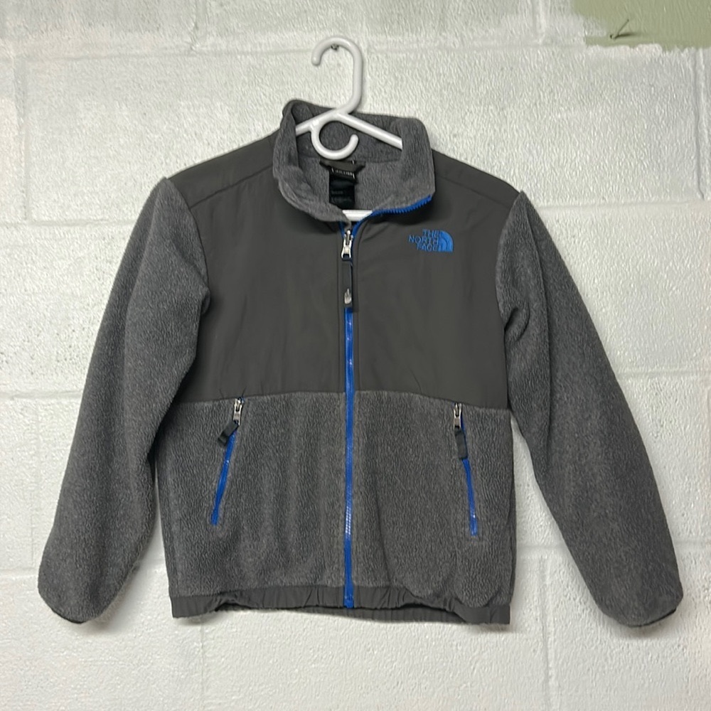 North face boys 10-12 gray zip up fleece jacket